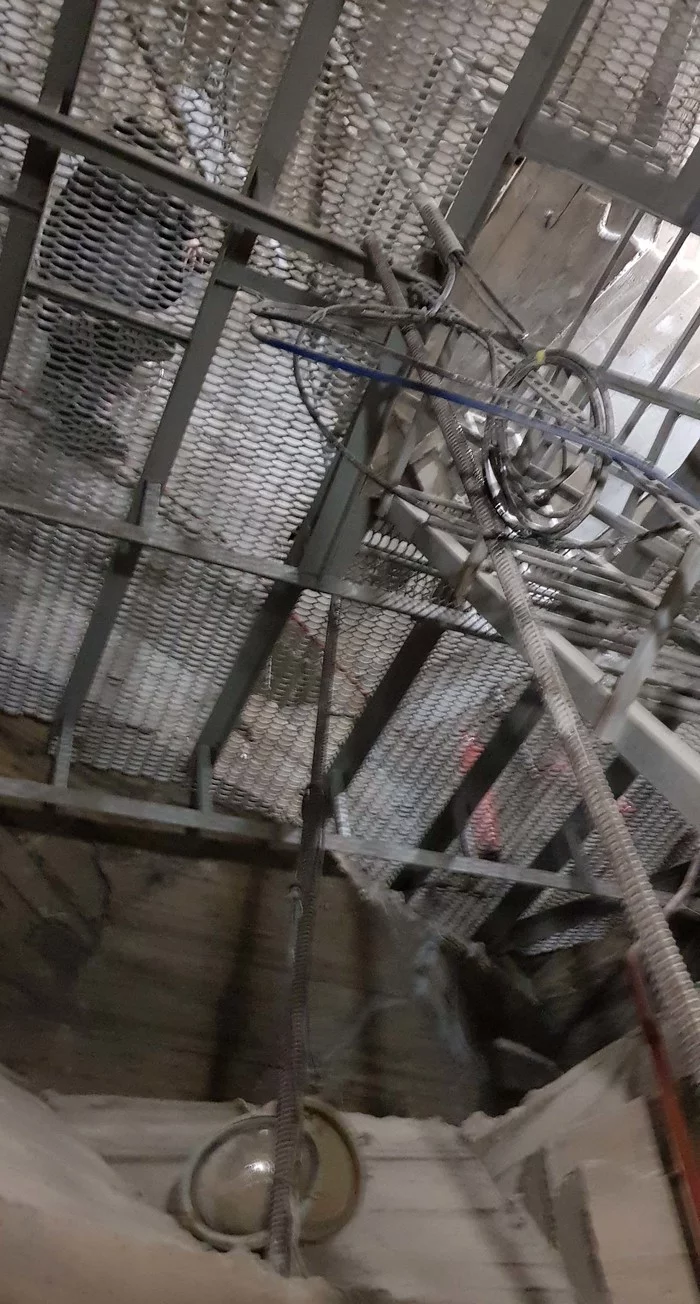 Почему я пожалел, что побывал внутри Мать-Родины? Родина-Мать, Устройство, Длиннопост, Видео, Волгоград, Монумент Почему я пожалел, что побывал внутри Мать-Родины? Родина-Мать, Устройство, Длиннопост, Видео, Волгоград, Монумент