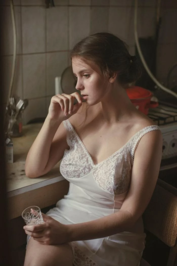 Thought - NSFW, Erotic, Girls, Breast, Woman in the kitchen, Photographer David Dubnitsky