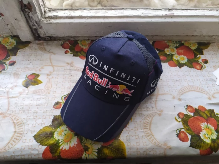 Well, like now I'm a fan too - Formula 1, Red bull, Race, Auto, Автоспорт, Fans, Merch, Cap, Longpost