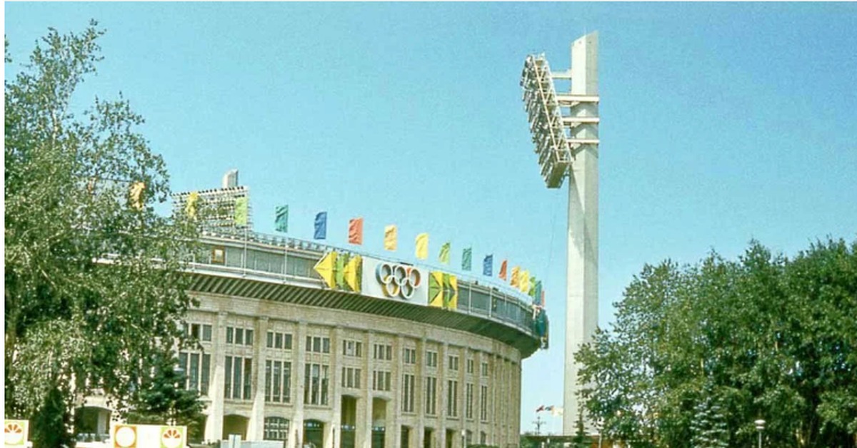 Москва 1980 город. Стадион Лужники Москва 1980 года. Москва Лужники 80 годы.