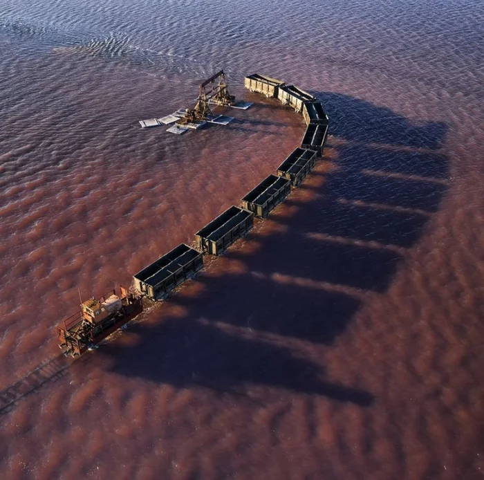 The main thing is not to forget to wear boots - The photo, A train, Pink Lake, Altai region, Longpost, Salt Lakes, Video, beauty