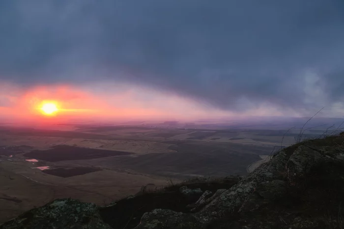 Meeting the dawn - My, The photo, dawn, Clouds, The sun, Caucasian Mineral Waters, Juca, Tywed