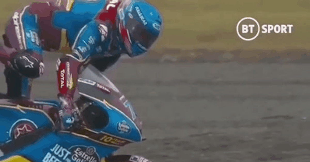 Alex Marquez in superman mode - Moto, Motorcycle racing, Motogp, The fall, Slow motion, GIF