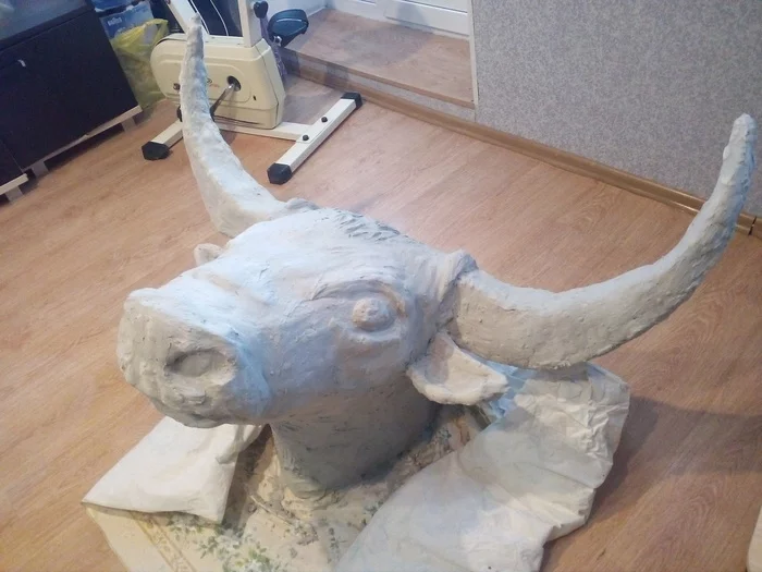 Bull's head on the wall - My, Sculpture, Bull, Lamp, With your own hands, Handmade, Straight arms, Homemade, Longpost, Needlework with process
