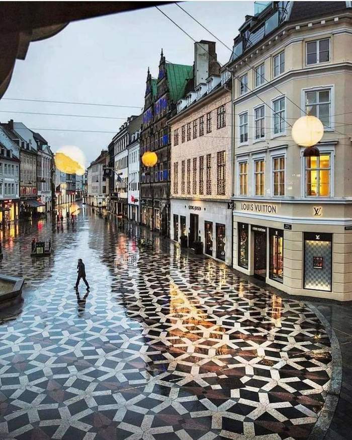 Copenhagen, Denmark - Denmark, Copenhagen, The photo, Through the glass, Glare, Rain, Mosaic, Mainly cloudy