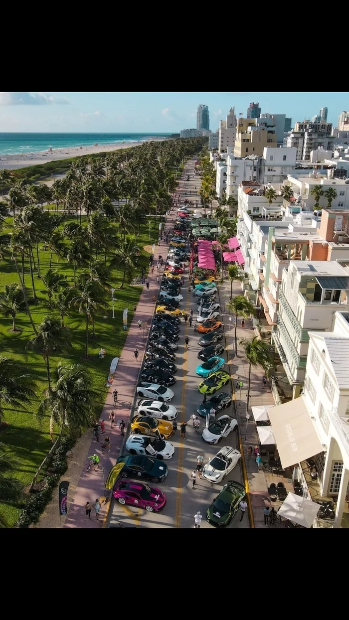 Ocean Drive, Miami Beach - Miami Beach, Sports car, beauty, Travels