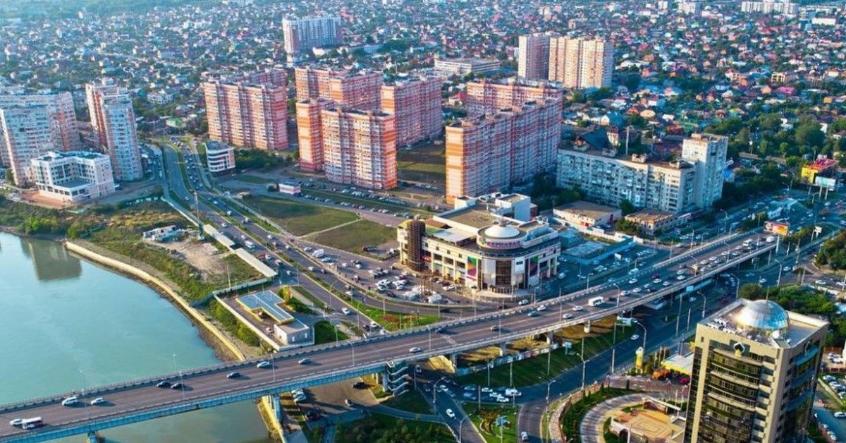 Краснодар особенности города. Город Краснодар. Виды Краснодара. Кубанская набережная Краснодар. Краснодар современный город.