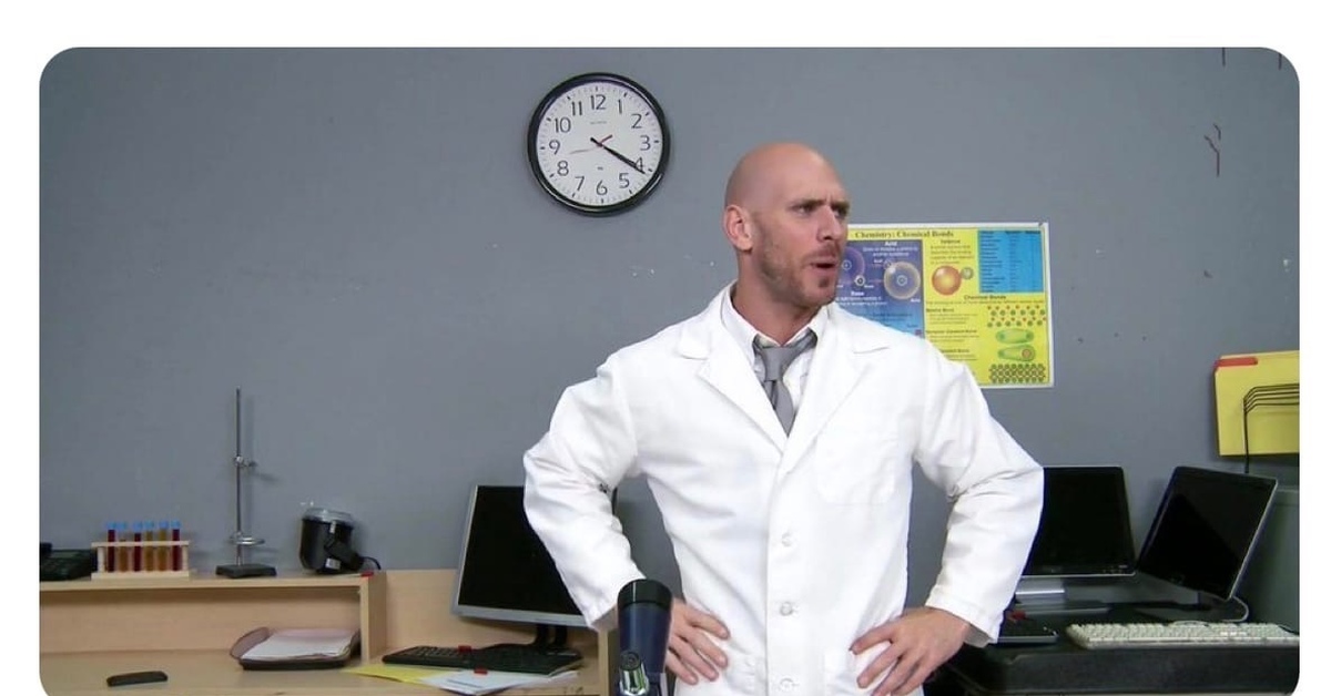 Johnny Sins Kılıç