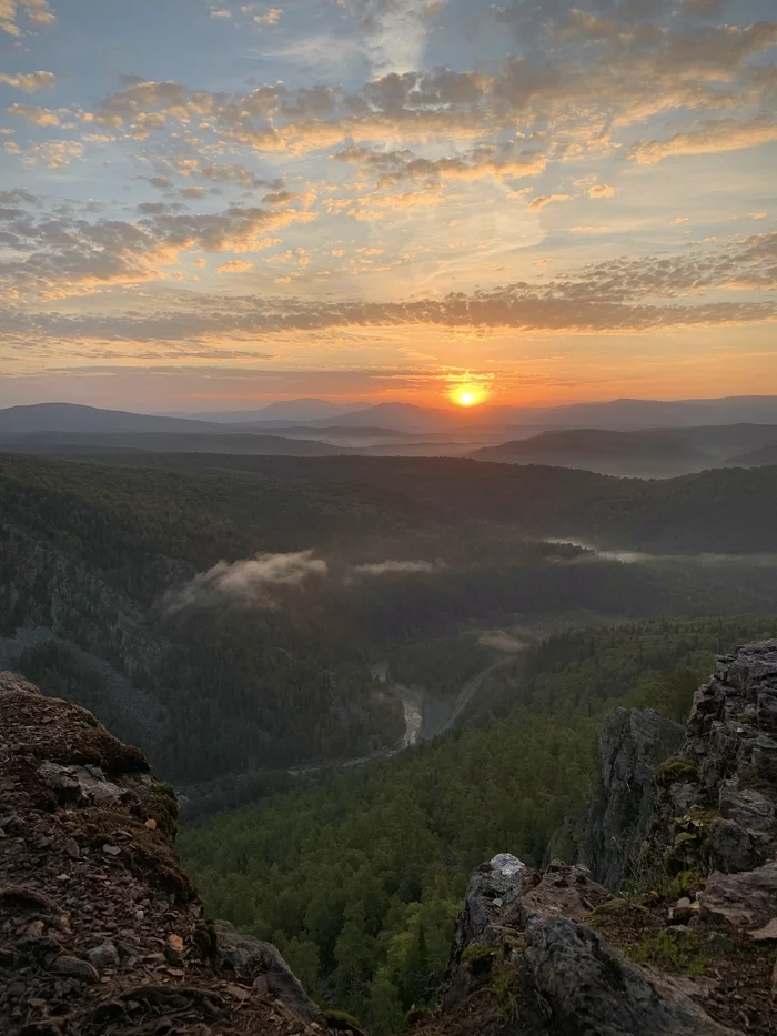 Dawn on Karatash - My, Russia, Karatash, Aigir, Bashkortostan, The mountains, Summer, Mobile photography, Sunset