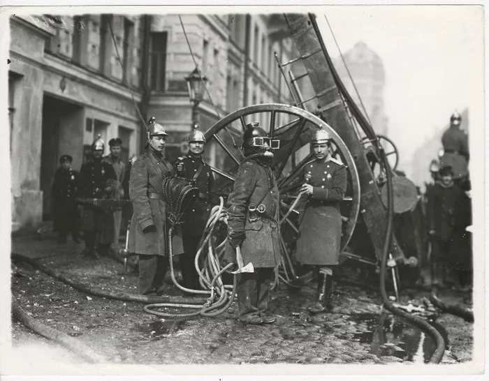 What firefighters of the Russian Empire looked like - Story, История России, Российская империя, Firefighters, Rescuers, The photo, Black and white photo, Longpost