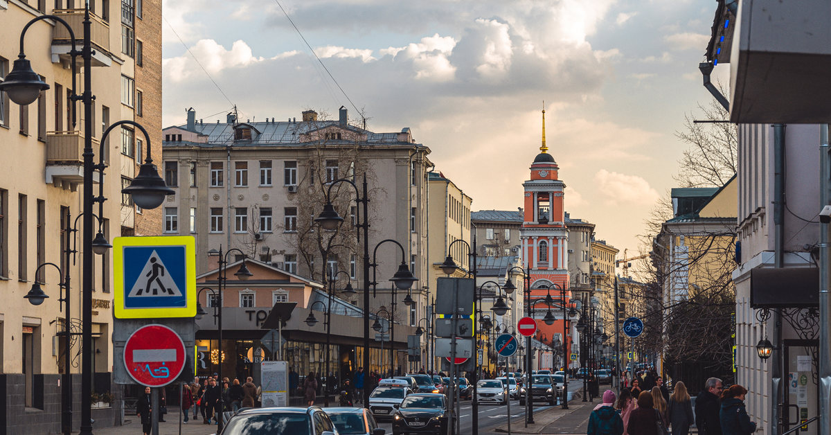 Улицы москвы весной фото