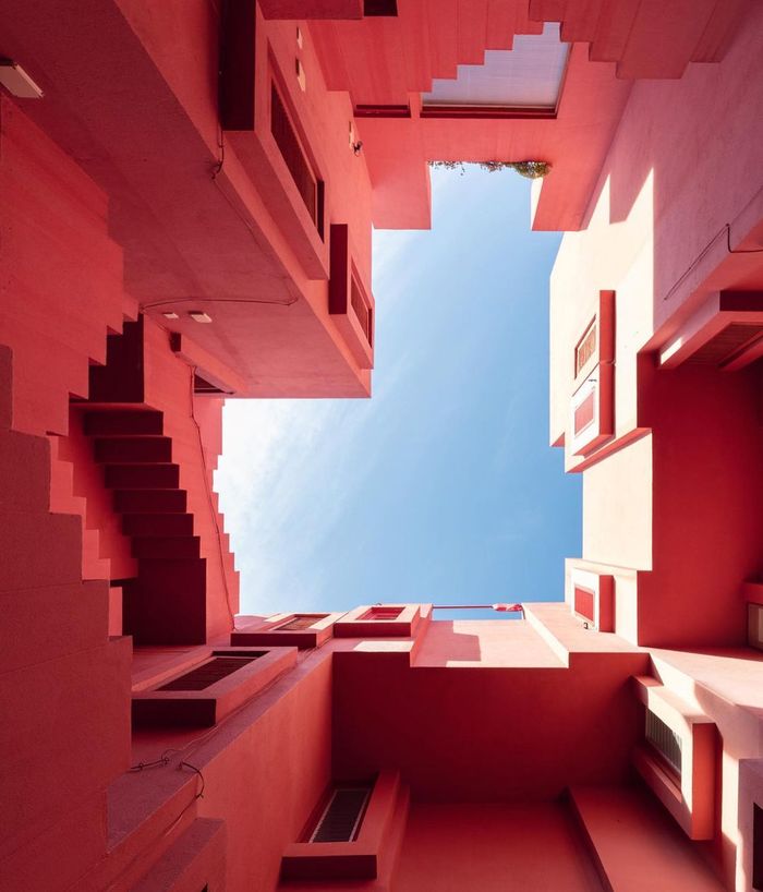 La Muralla Roja («Красная стена»), Испания Испания, Средиземное море, Архитектура, Модерн, Постмодернизм, Длиннопост
