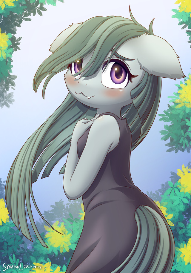 Марбл в платье