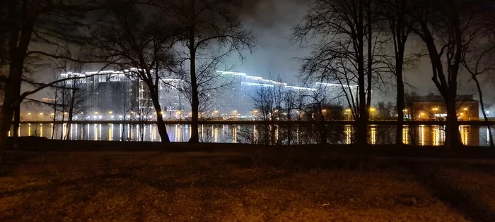 Nevskaya Manufactory this night - My, Saint Petersburg, Night, Fire, Embankment, Embankment of the Neva, Smoke, The photo, Video, Longpost