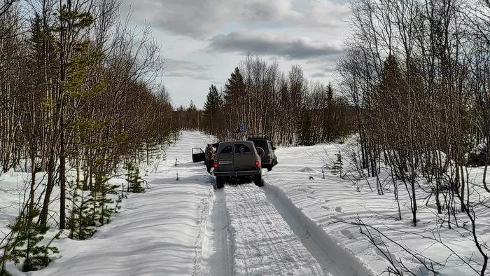 Between seasons! - My, Renault Duster, Niva, 4x4, Adventures, Travels, Murmansk, Murmansk region, Kola Peninsula, , UAZ, Toyota, Windlass, Spring, Winter, Fun, Off road, Mitsubishi, Video, Longpost, Video blog