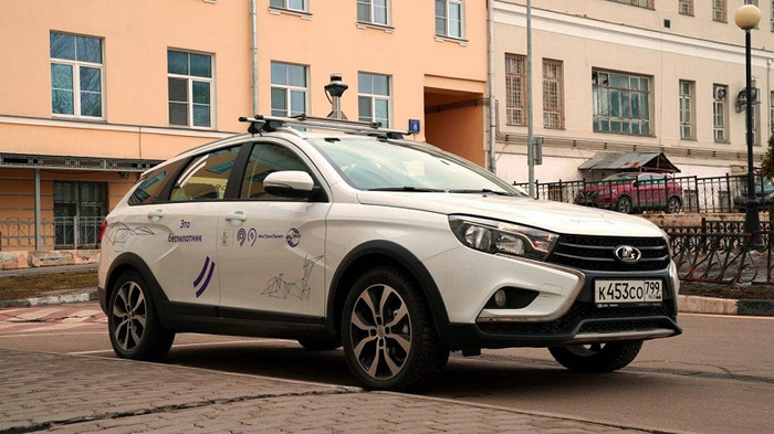 Первый беспилотный автомобиль