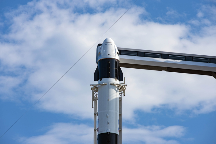    Falcon 9 Block 5   Crew Dragon    Crew-2  