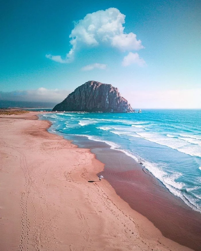 It feels like an invigorating breeze from the ocean ... - California, USA, Travels, Sea, The photo, Beach, Palm trees, Instagram, , The rocks, Sky, Blue, Longpost