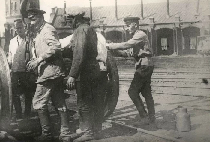 Оренбургский ретродетектив: как юный коммунист хотел похвастаться своим должностным положением и чуть не лишился жизни «по глупости» Оренбург, Ретро, История, Архив, Длиннопост Оренбургский ретродетектив: как юный коммунист хотел похвастаться своим должностным положением и чуть не лишился жизни «по глупости» Оренбург, Ретро, История, Архив, Длиннопост