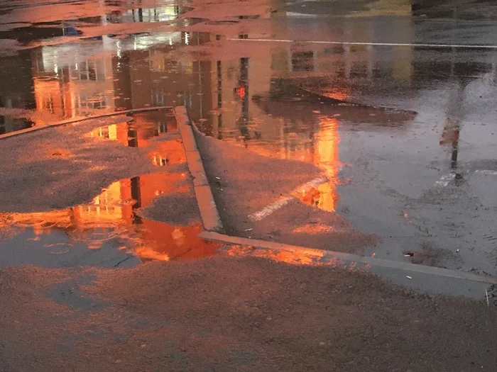 Just a beautiful puddle - My, Puddle, Sunset, Tomsk