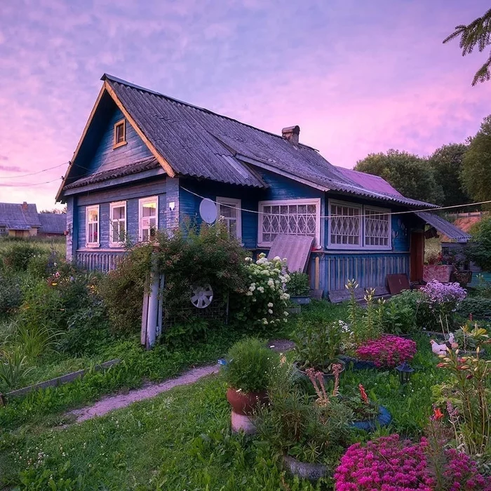 A house in the village a minute before sunset - My, Sunset, Summer, Village, The photo, A life, beauty, Russia