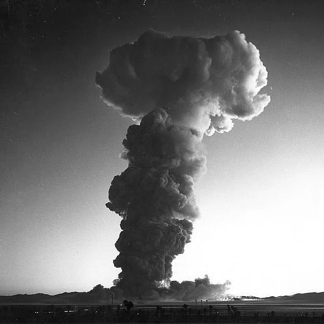 Nuclear Explosion Hood - My, Atomic bomb, Nuclear explosion, Polygon, Cannon, Nuclear bomb, Weapon, Nuclear weapon