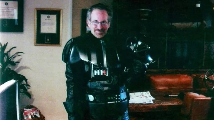 Director Steven Spielberg as Darth Vader - Steven Spielberg, Darth vader, Costume, Cosplay, The photo, Celebrities