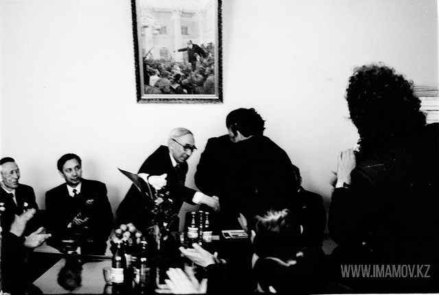 No. 321 Meeting in the editorial offices of Tselinogradskaya Pravda and Communism Nura with war veterans. Veterans of Gorpromtorg. May 9, 1975 - My, May 9 - Victory Day, Veterans, Tselinograd, Kazakhstan, Longpost