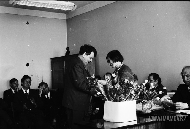 No. 321 Meeting in the editorial offices of Tselinogradskaya Pravda and Communism Nura with war veterans. Veterans of Gorpromtorg. May 9, 1975 - My, May 9 - Victory Day, Veterans, Tselinograd, Kazakhstan, Longpost