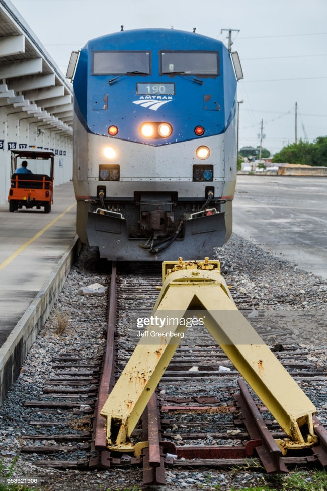 Dead-end energy-absorbing stop - Railway, Buffer, Dead end, Rest, Video, Longpost