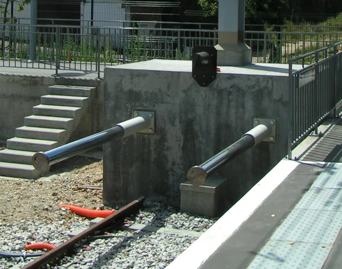 Dead-end energy-absorbing stop - Railway, Buffer, Dead end, Rest, Video, Longpost