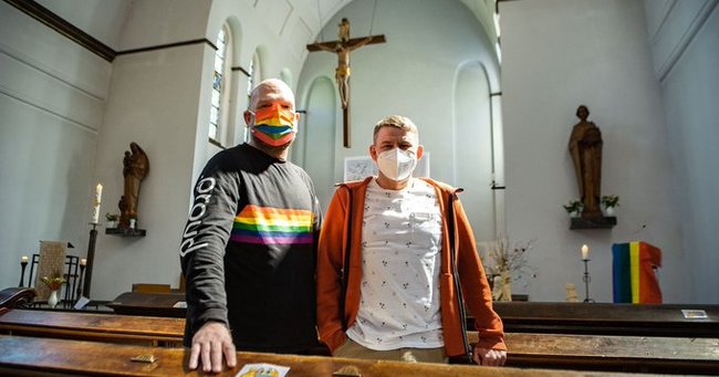 Love conquers all: more than 100 Catholic churches in Germany publicly blessed same-sex couples - Germany, news, Homosexuality, Gays, Lesbian, Marriage, Church, Catholic Church, Longpost, LGBT, Same-sex marriage