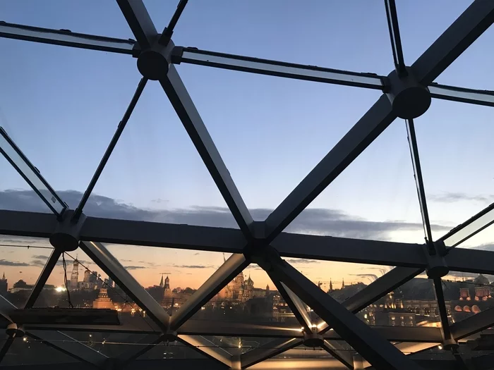 View through the Zaryadye dome - The photo, Moscow, Sunset, Zaryadye