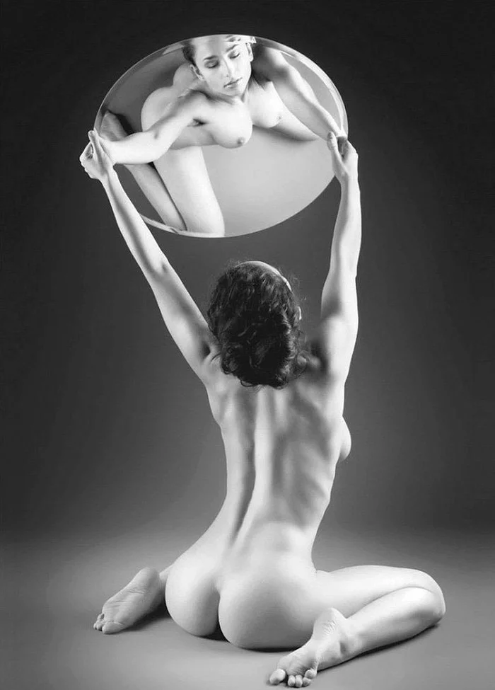 Mirror - NSFW, Erotic, Girls, Breast, Booty, Black and white, Mirror, Repeat