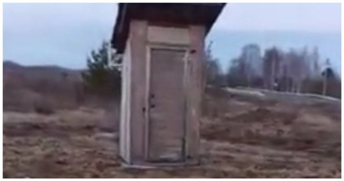 Toilet near a roadside cafe surprised a man - Toilet, Cafe, Astonishment, Video