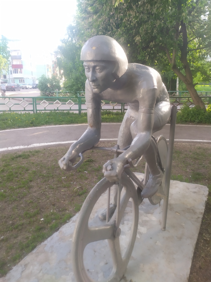 Кого-то он мне напоминает...