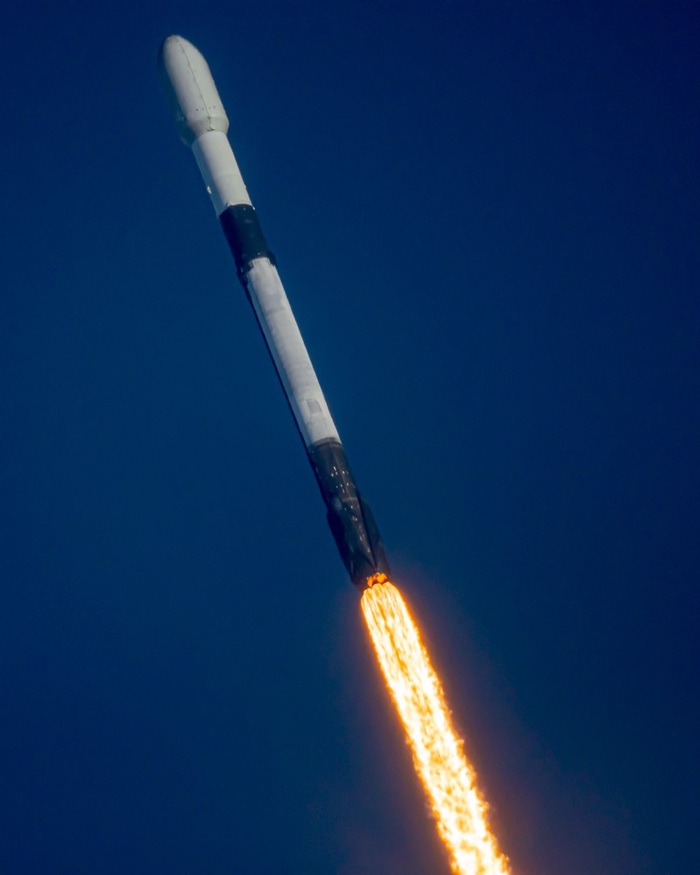 SpaceX   52  Starlink          8    SpaceX, , , , , Starlink, Falcon 9, , , 
