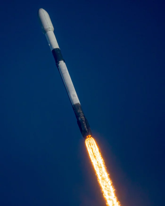 SpaceX launches 52 more Starlink satellites and two vehicles for other customers on 8 times used rocket stage - Spacex, Cosmonautics, Space, Technologies, USA, Starlink, Falcon 9, Internet, Video, Longpost