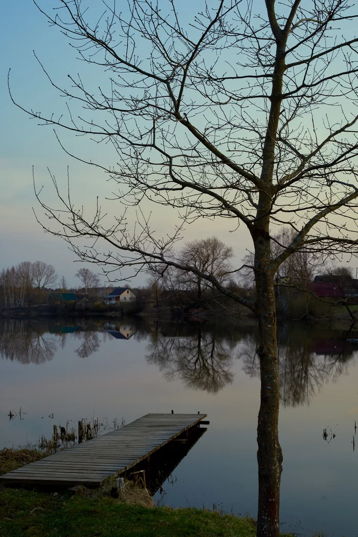 Pechory, April evening - My, Nikon D750, Nikkor 50mm 18D, Sunset, Lake, Reflection, I want criticism