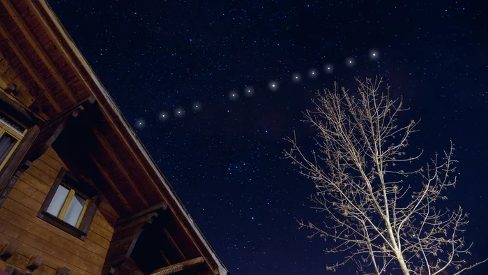 Space show in the sky of the Moscow region today at 23:00 Moscow time - My, Starlink, Elon Musk, UFO, Satellite, GIF, Video, Longpost