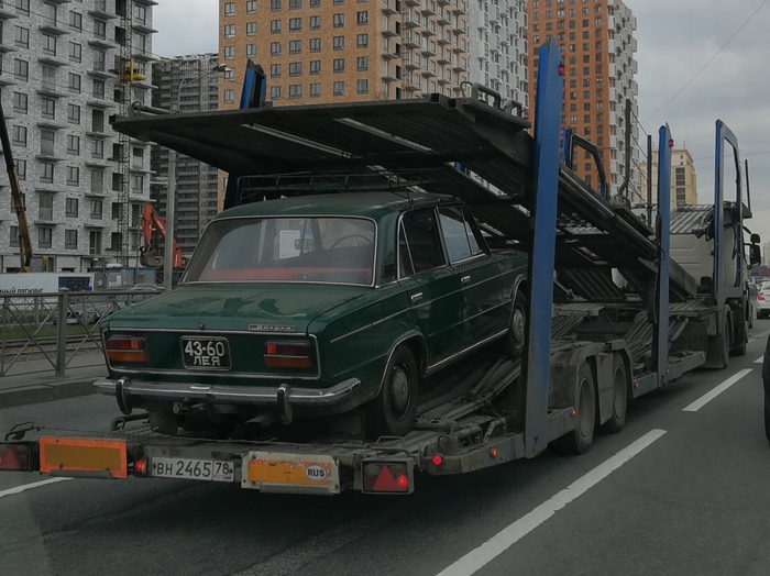 Кормовая шлюпка