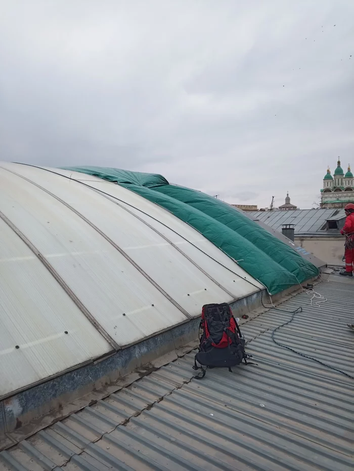 Dome repair. Polycarbonate. Photo report - My, Dome, Polycarbonate, Industrial alpinism, High-rise works, Building, Roof, beauty, Longpost