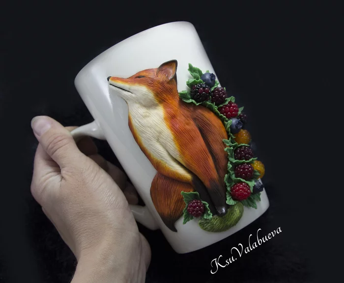 Fox and berries - My, Polymer clay, Needlework, With your own hands, Animals, Sculpture, Art, Mug with decor, Needlework without process, Video, , Fox, Longpost