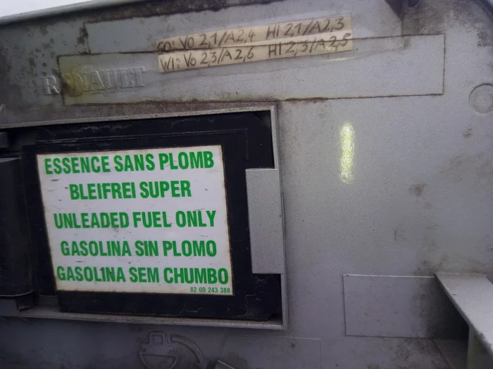 Car owners need help I'm confused! - My, Auto, Renault, Laguna, Help, Longpost