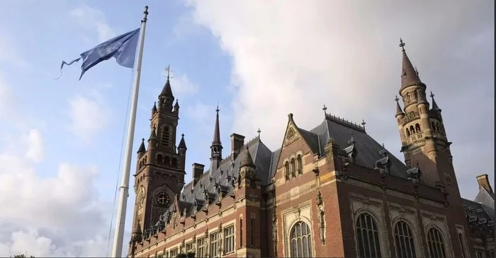 A citizen of Belarus defecated on the building of the International Court of Justice in The Hague - Hague, Netherlands, Politics, Europe, Republic of Belarus, Satire, Humor, IA Panorama, Netherlands (Holland)