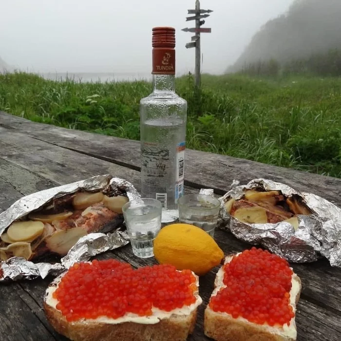Small snack in nature - Caviar, Nature, Snack