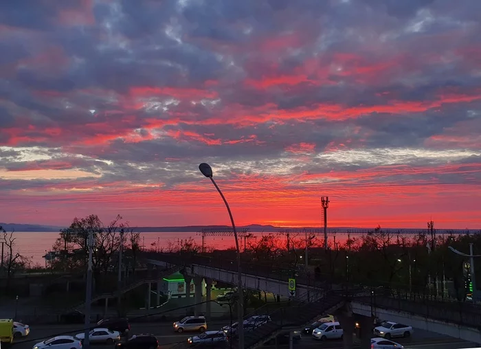 Reply to the post Walked, turned around - My, Sunset, Evening, Vladivostok, beauty, Without processing, Mobile photography, Answer, Reply to post