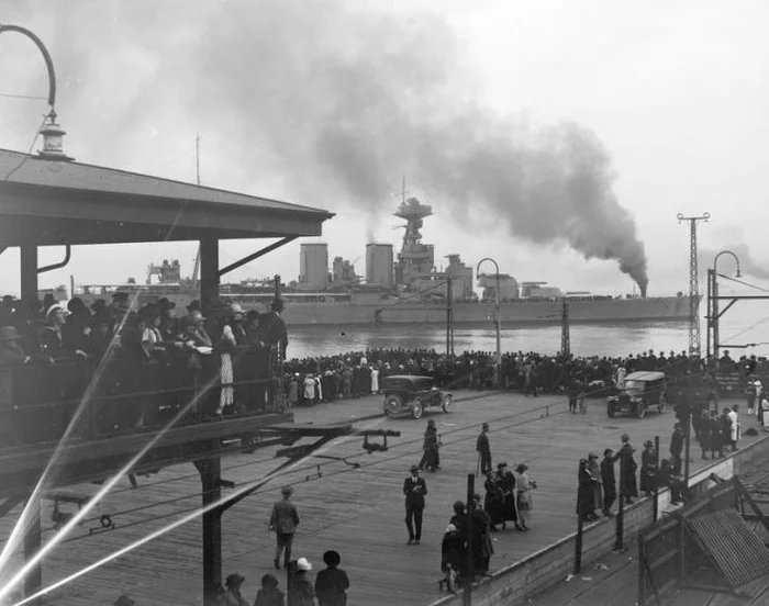 Paid for naval dominance. Combat career of the Mighty Hood - Navy, Story, Germany, Great Britain, The Second World War, Longpost