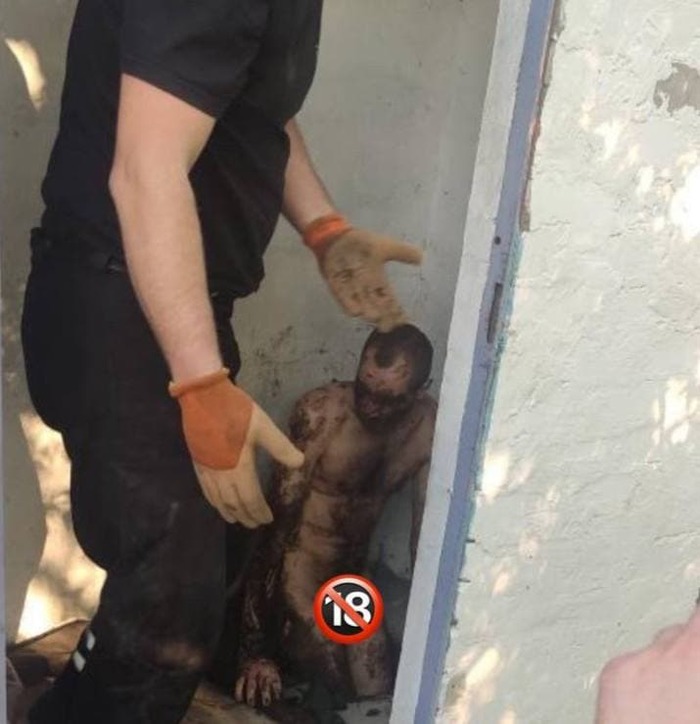 В Днепре мужчина провалился в сортир