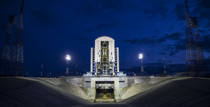 ������ ���������� ����� �� �����-2.1� � 36 ���������� OneWeb